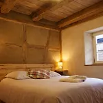 Bed & Breakfast De Traditions Et Charme Chez Montze 4*