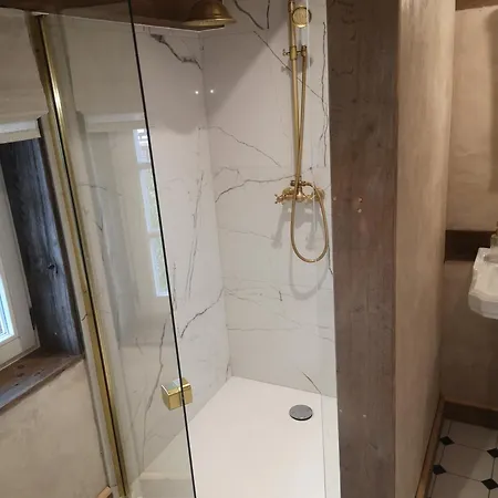 De Traditions Et Charme Chez Montze Nocleg ze śniadaniem