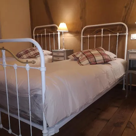 De Traditions Et Charme Chez Montze Nocleg ze śniadaniem 4*