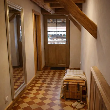 De Traditions Et Charme Chez Montze Отель типа 